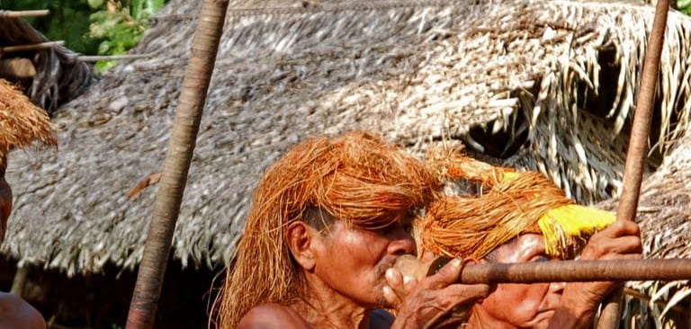 Tribu de los Yaguas del Río Momon