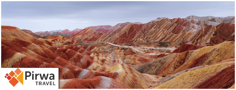 Tour montaña de colores