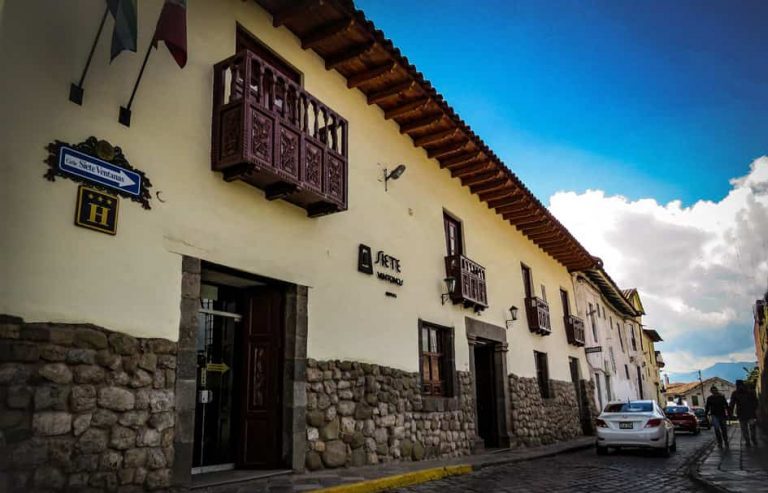 Calle Siete Ventanas